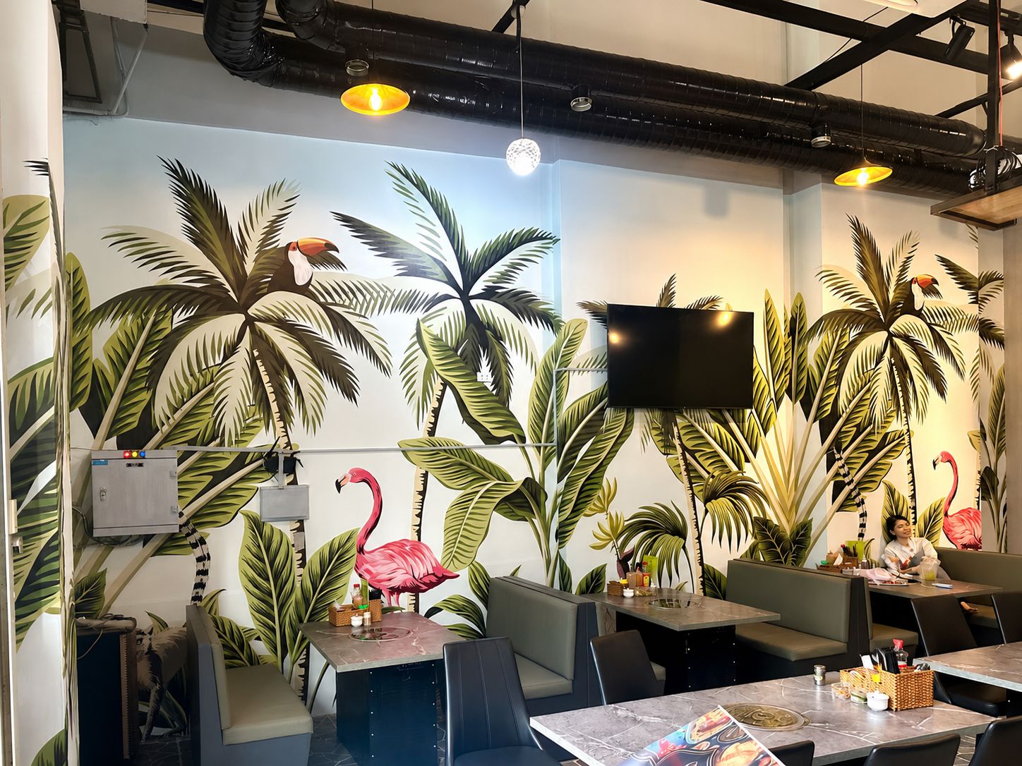 tranh dán tường indochine phù hợp với nhiều không gian 