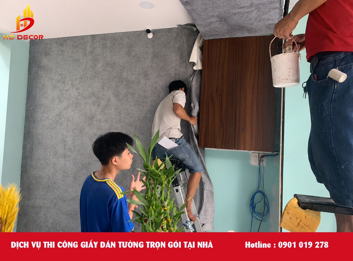 dịch vụ thi công giấy dán tường trọn gói tại nhà