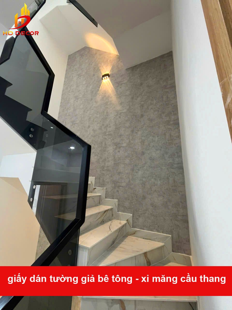 giấy dán tường giả bê tông - xi măng cầu thang 