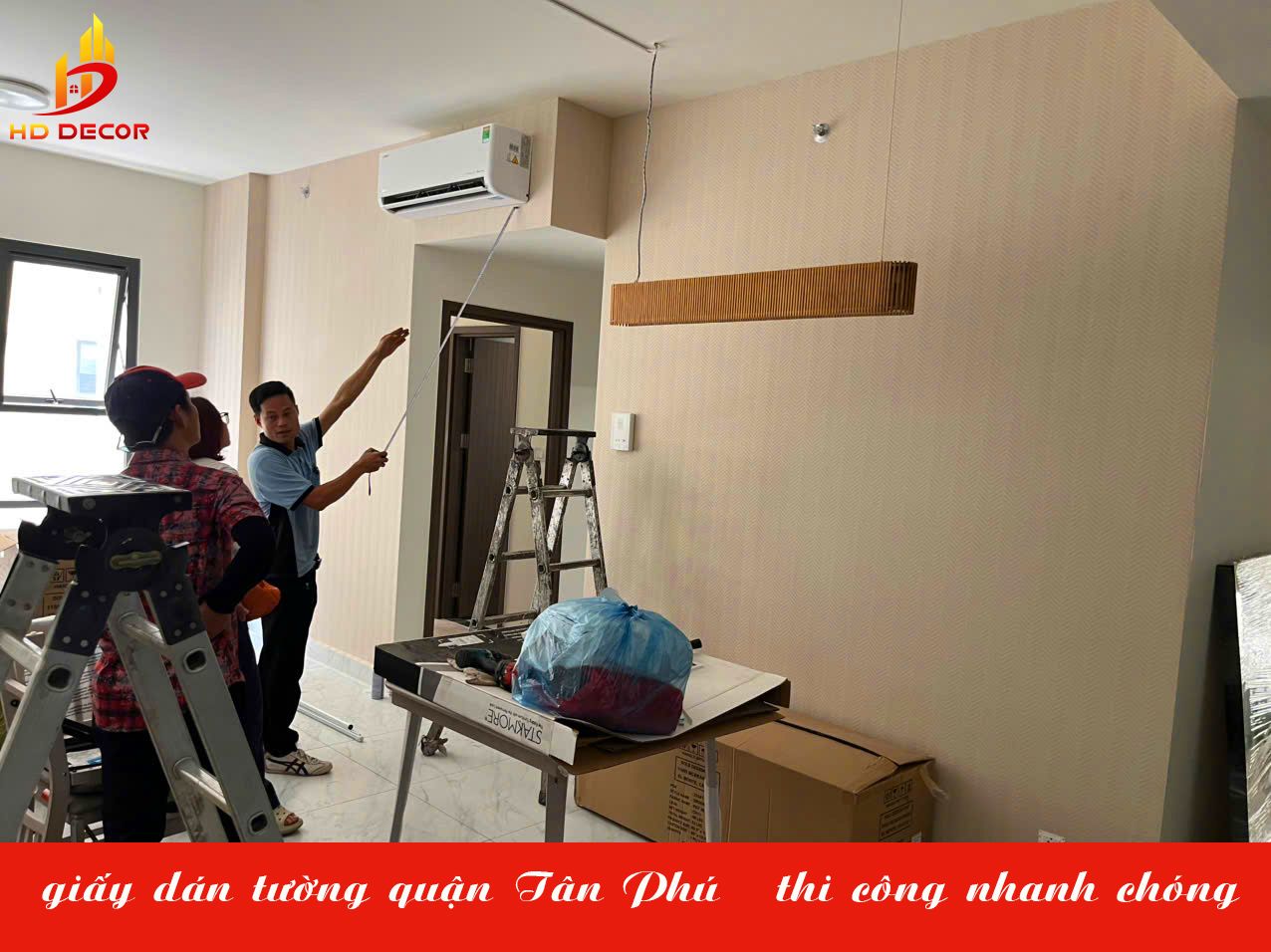 giấy dán tường giá rẻ quận Tân Phú -  thi công tận nơi 
