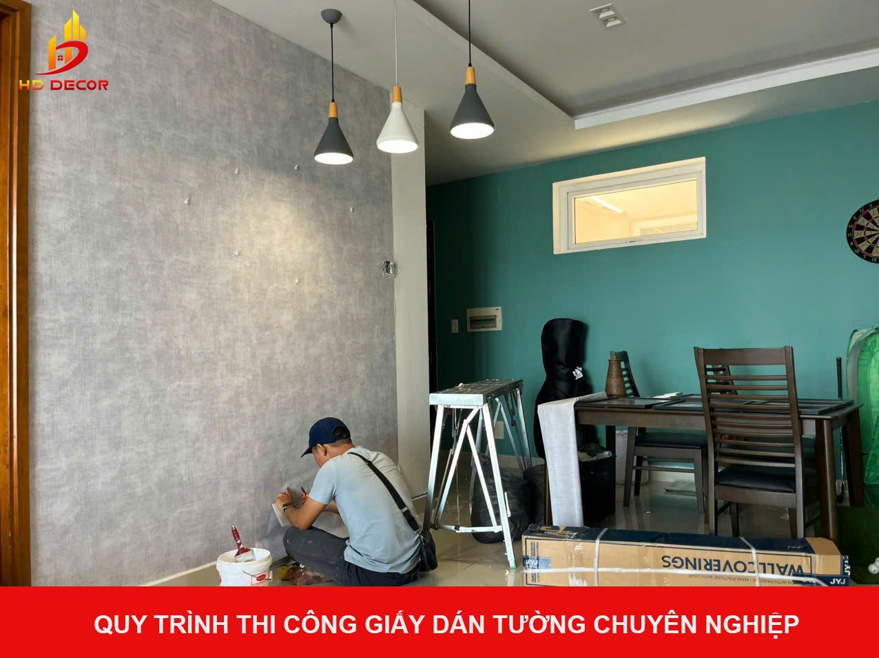 thi công giấy dán tường keo riêng 