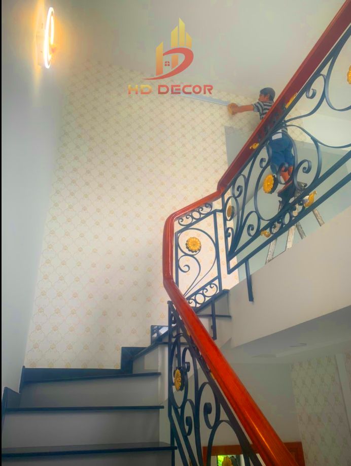 dịch vụ thi công giấy dán tường giá rẻ uy tín tại tp.hcm 