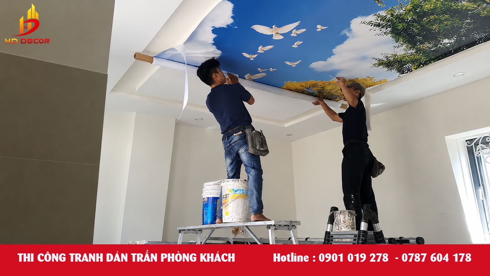 thi công tranh dán trần phòng khách