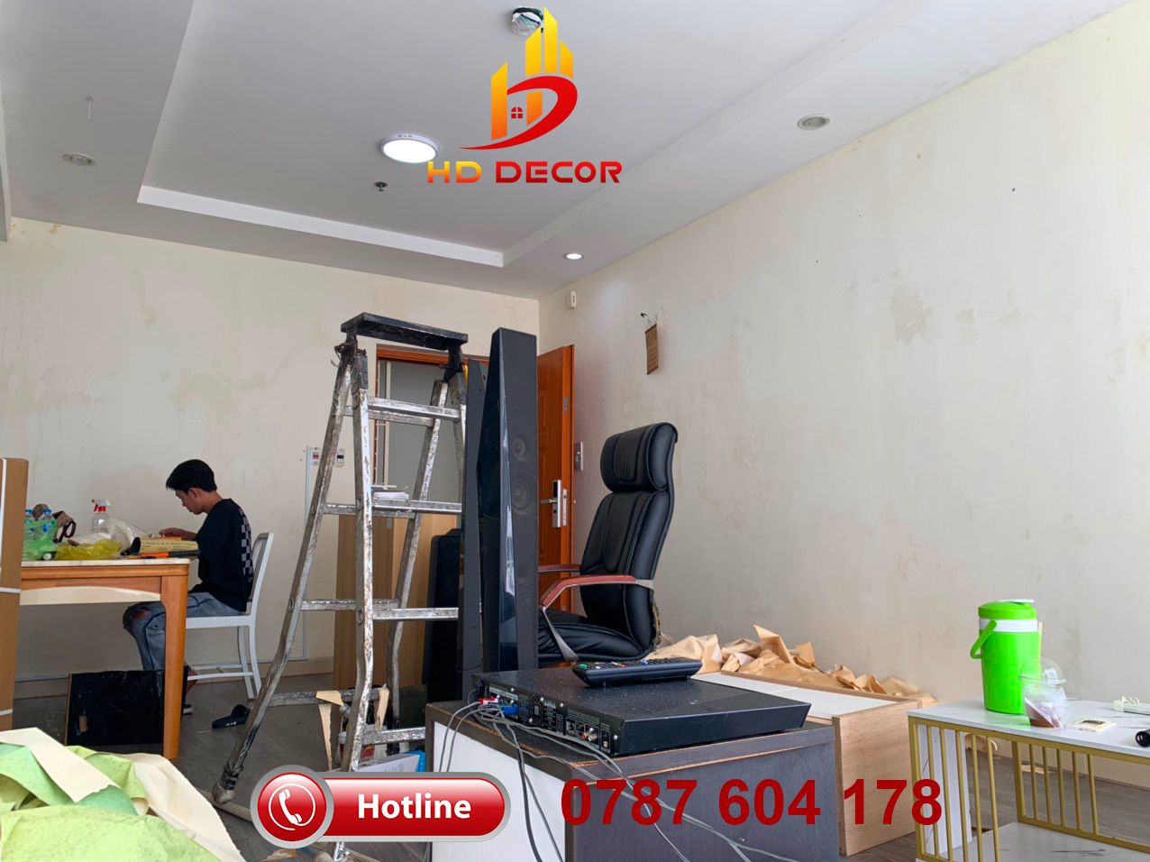 thợ thi công giấy dán tường giả gỗ giá rẻ 