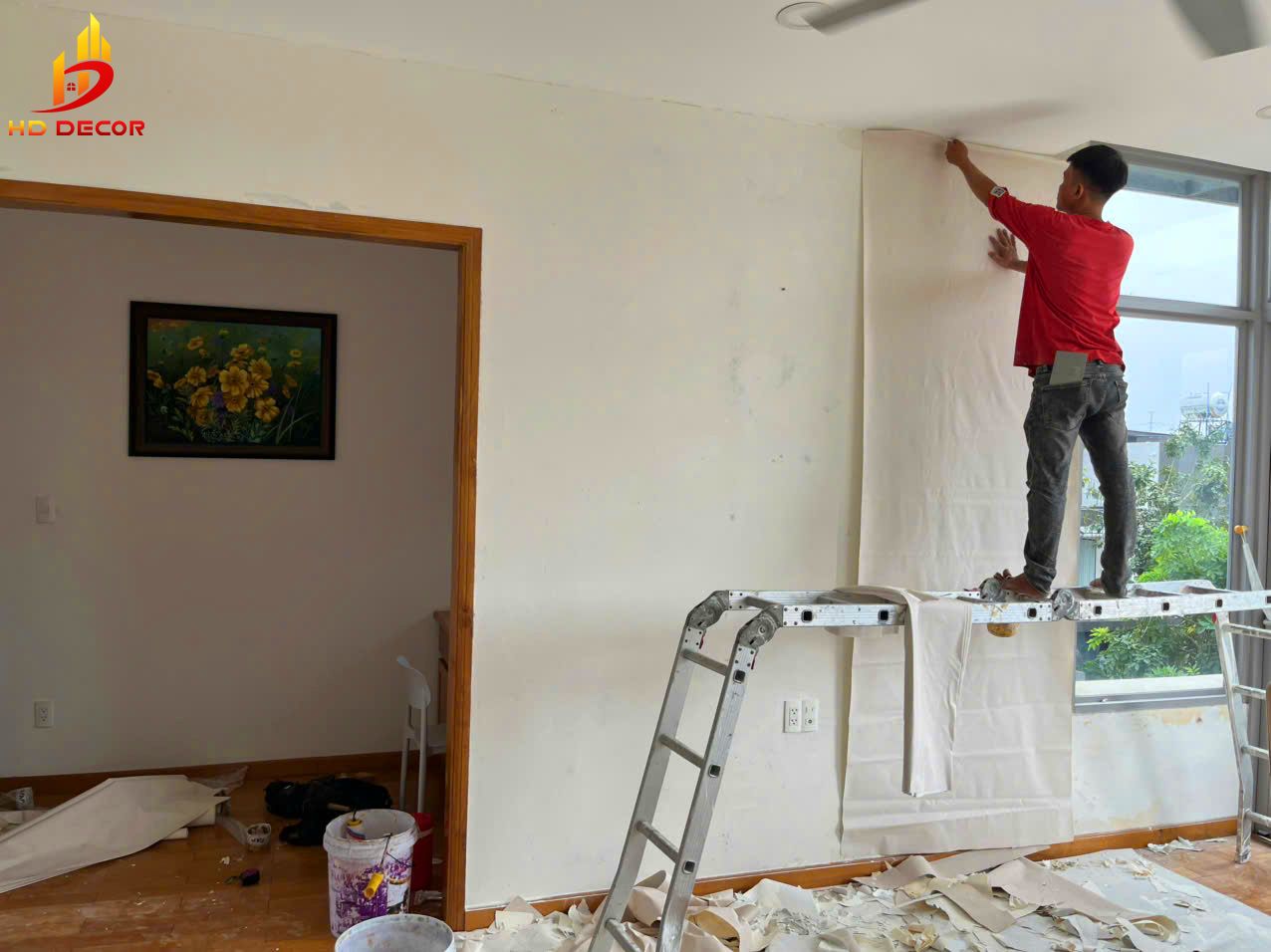 vì sao nên thi công giấy dán tường giá rẻ 