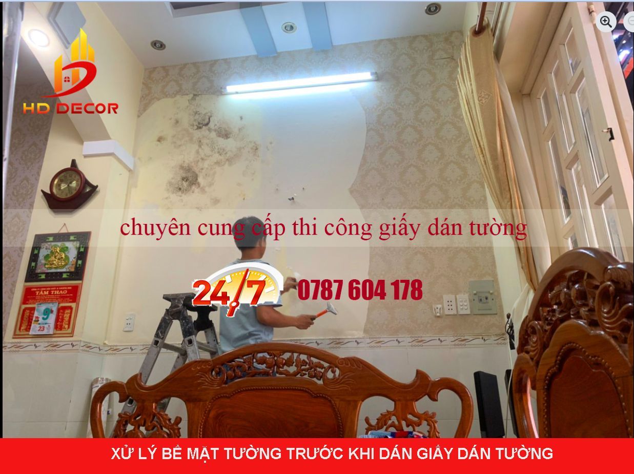 xử lý bề mặt tường trước khi thi công giấy dán tường 