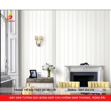 GIẤY DÁN TƯỜNG SỌC ĐỨNG GIÚP CHO KHÔNG GIAN THOÁNG , RỘNG RÃI 